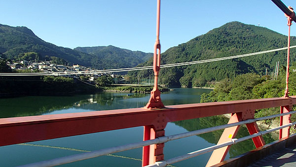 韮生川橋